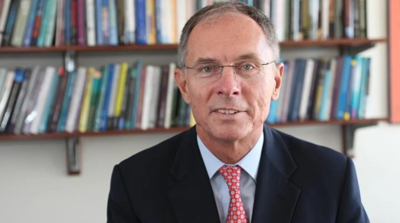 Headshot of Jan Svejnar 